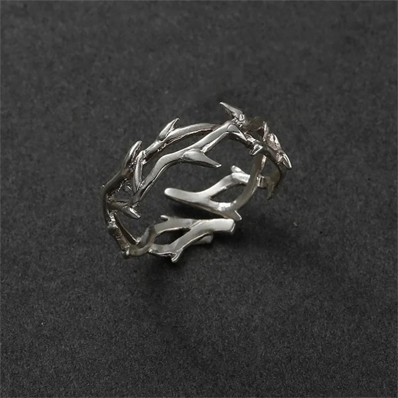 Thorned Elegance Ring