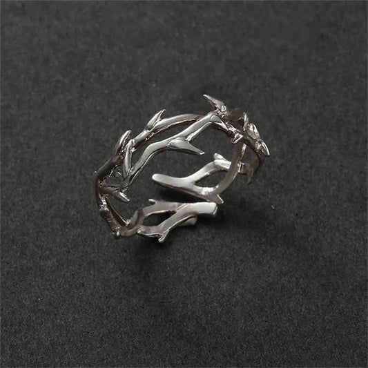 Thorned Elegance Ring